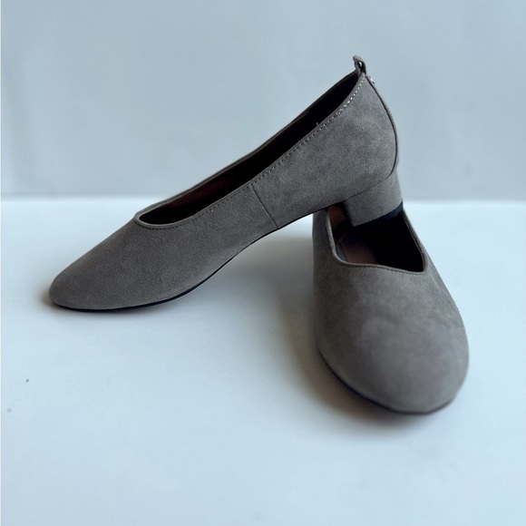 H&M | round toe low heel - Picture 2 of 9